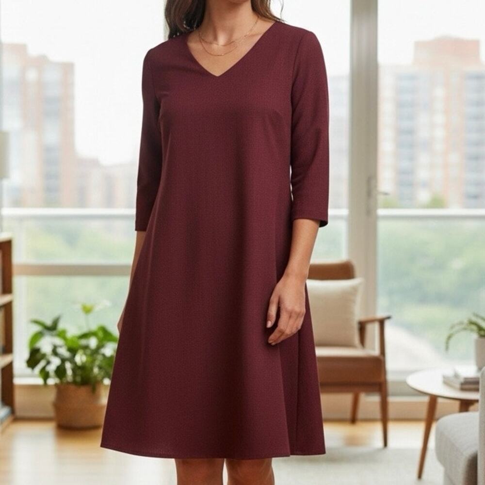 MM. Lafleur Maroon Plum Shift Sheath Dress Size 6 V-Neck 3/4 Sleeves Knee Length